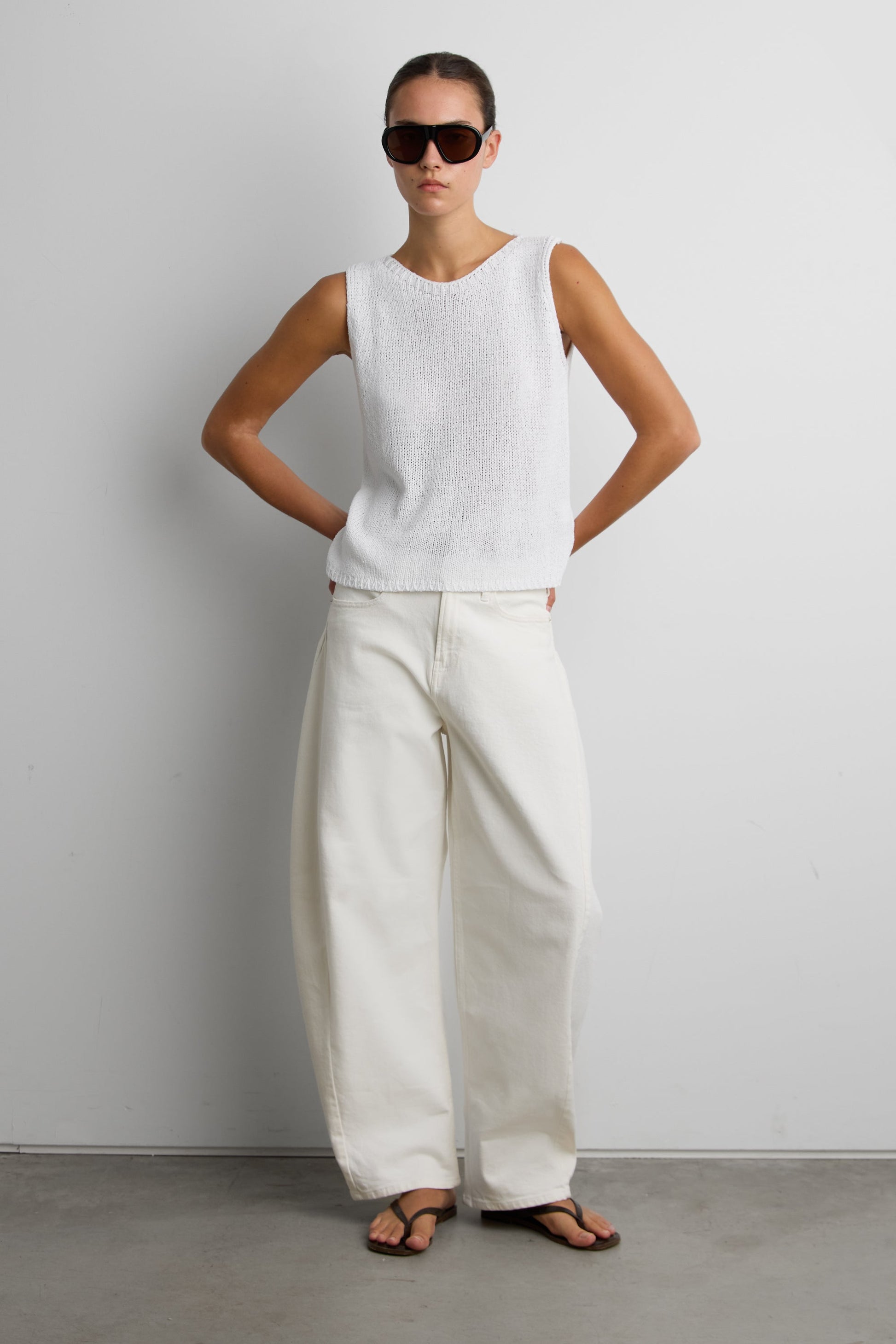 OPEN-KNIT SWEATER VEST