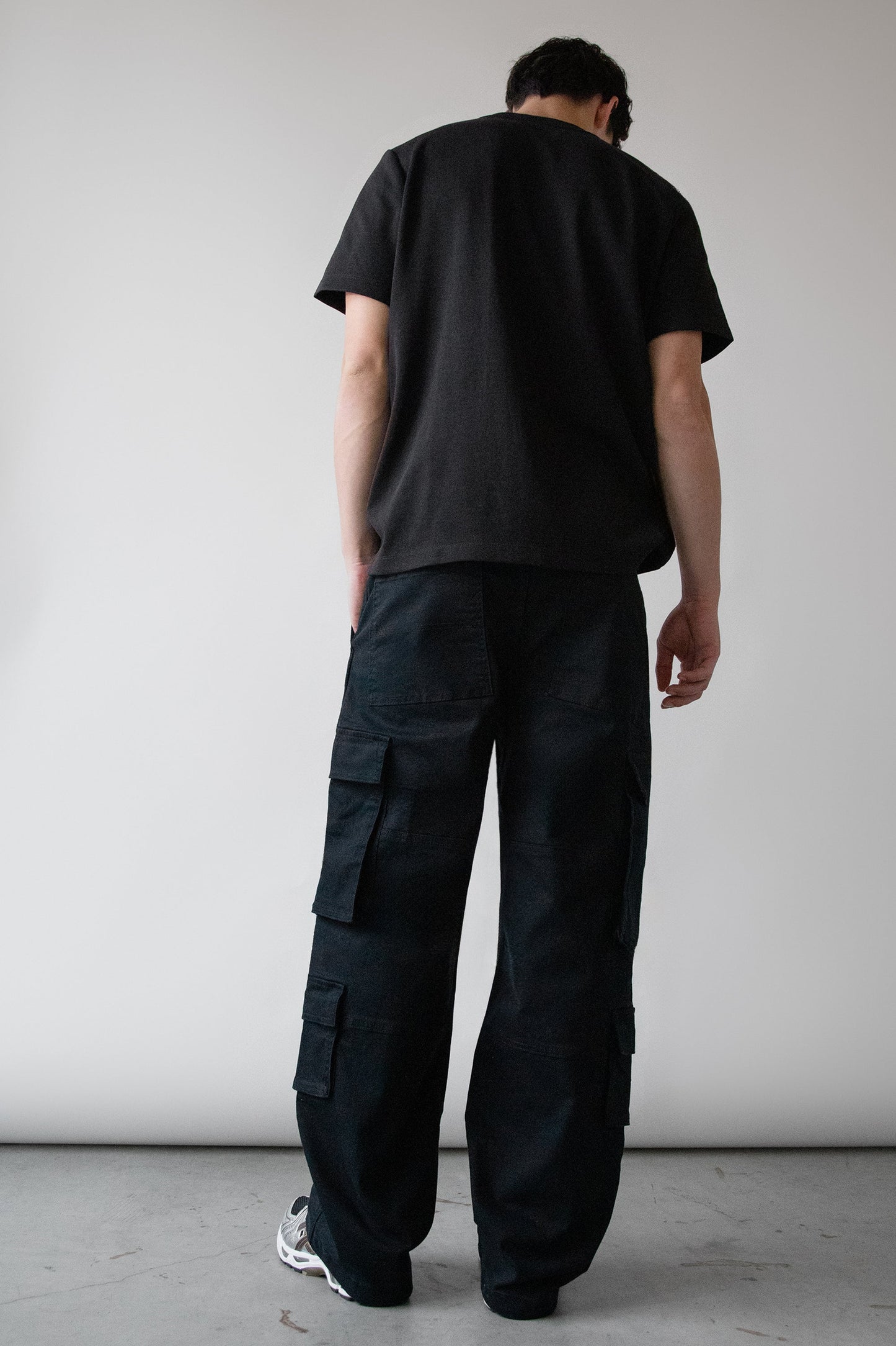 SUNDAY HEAVYWEIGHT CREWNECK T-SHIRT