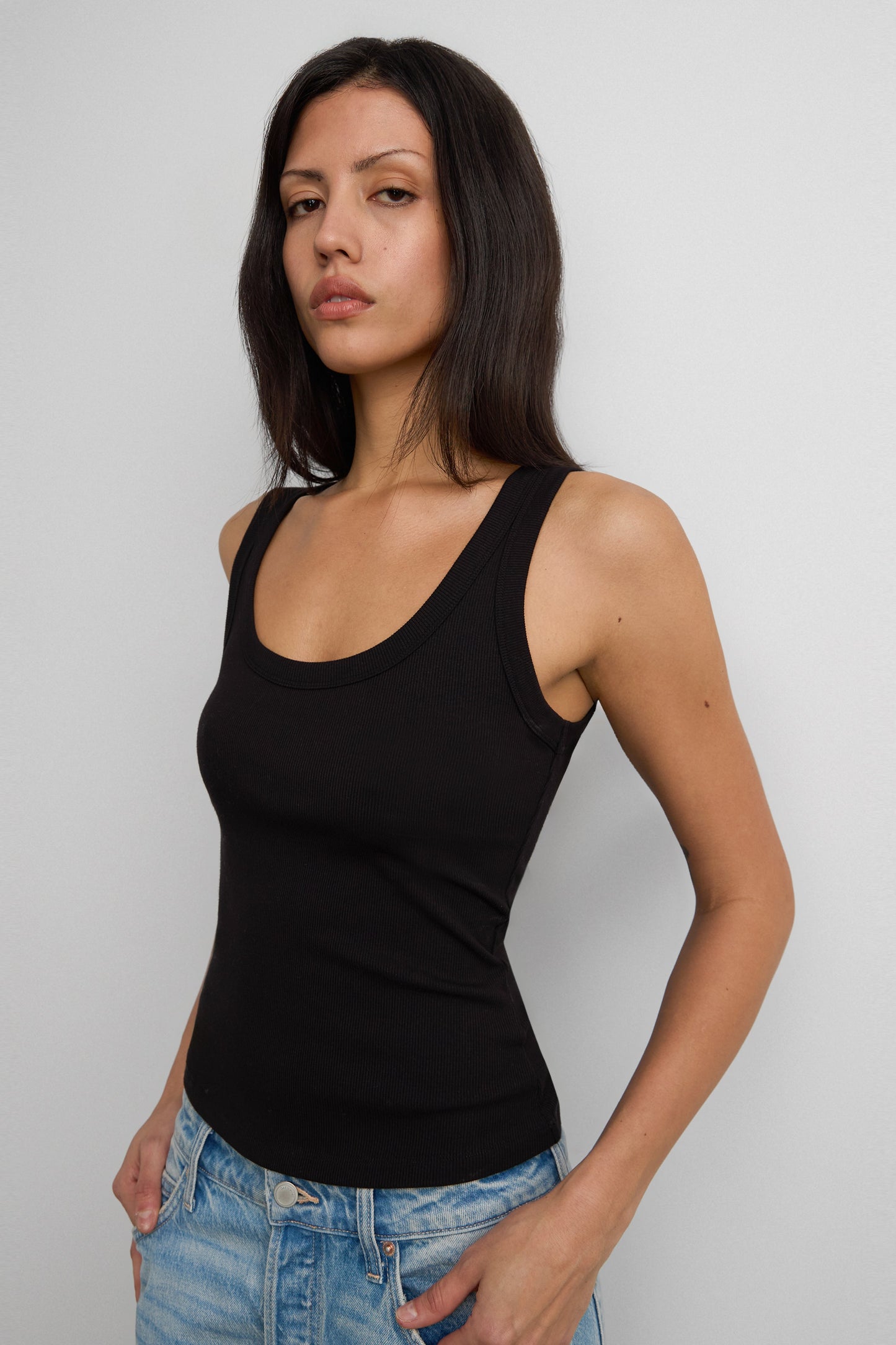 RIBBED MODAL SCOOP NECK TANK TOP