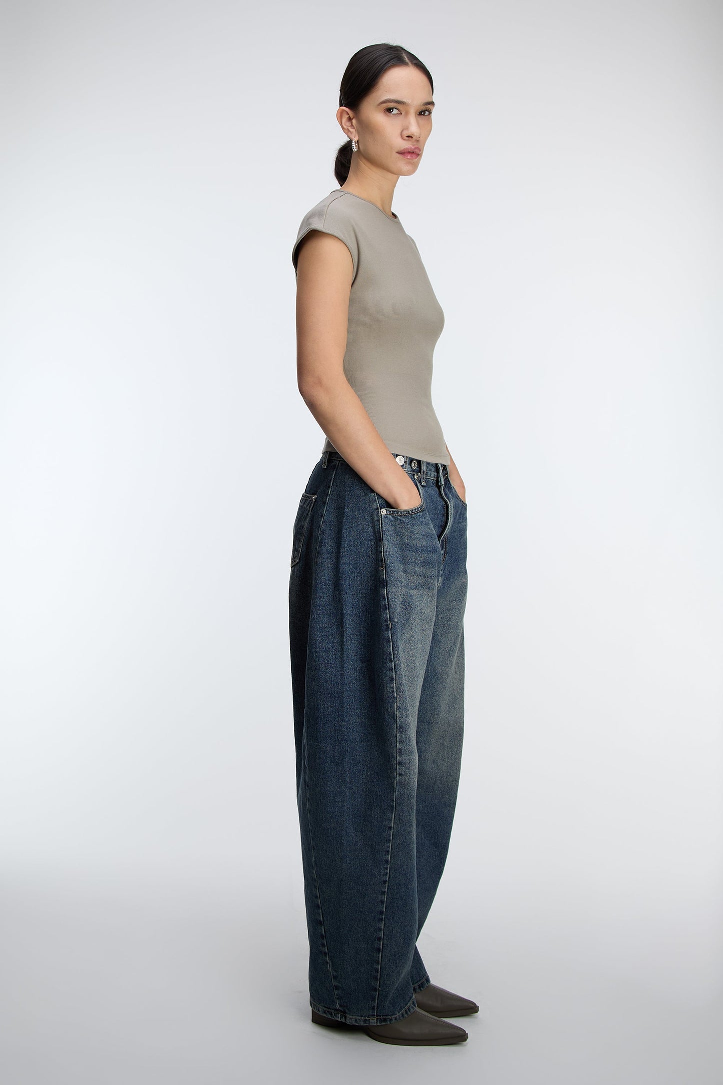 RIBBED MODAL CAP SLEEVE T-SHIRT