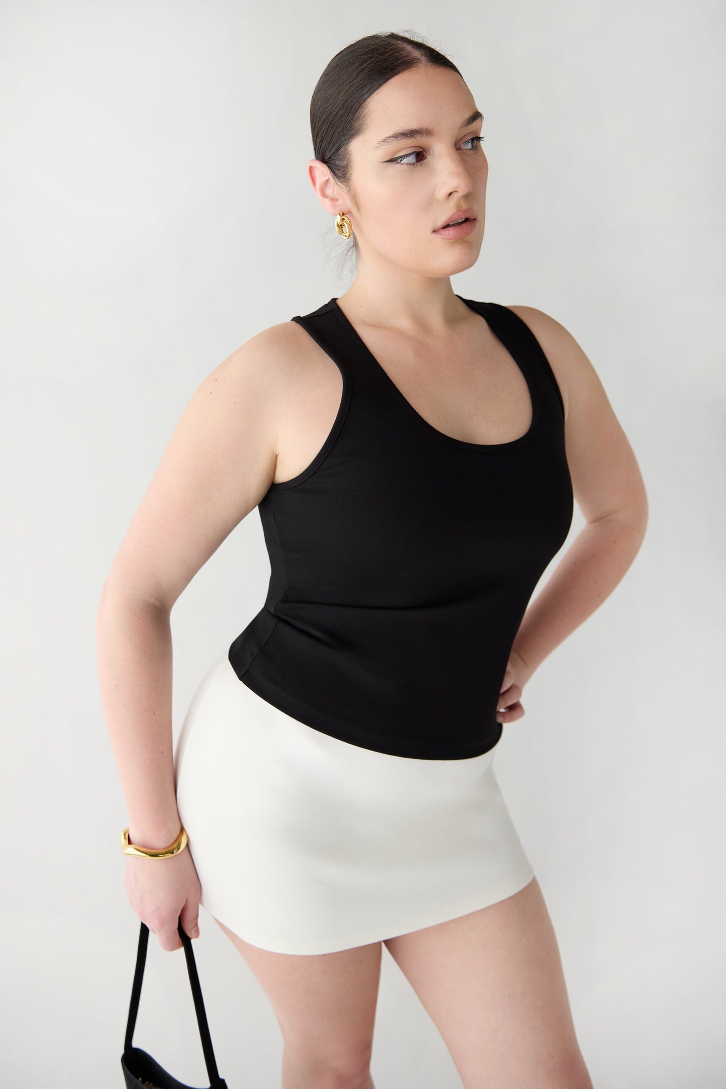 FORM SCOOP NECK TANK TOP