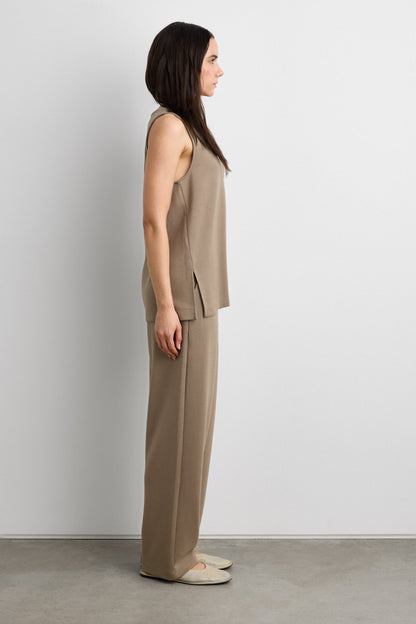 SCUBA SCOOP NECK RELAXED FIT TANK TOP