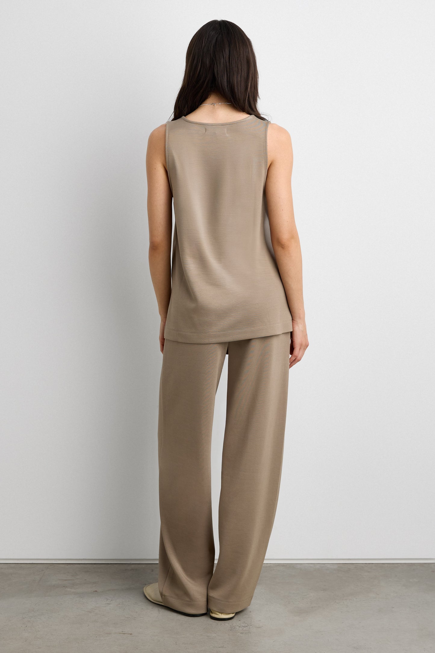 SCUBA SCOOP NECK RELAXED FIT TANK TOP