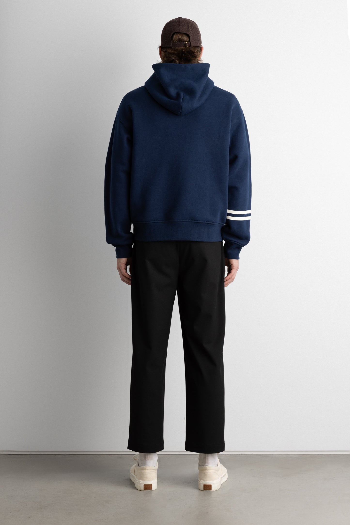RELAXED VARSITY GRAPHIC HOODIE