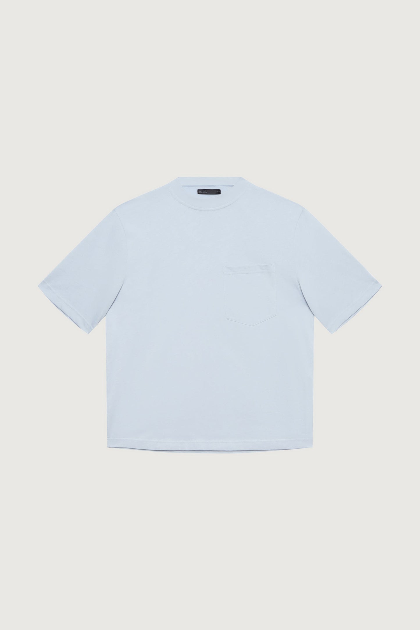 RELAXED BOXY BASIC TEE WITH POCKET