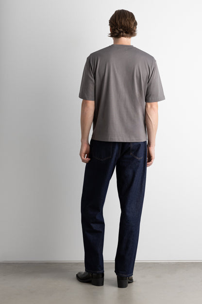 RELAXED BOXY BASIC TEE WITH POCKET