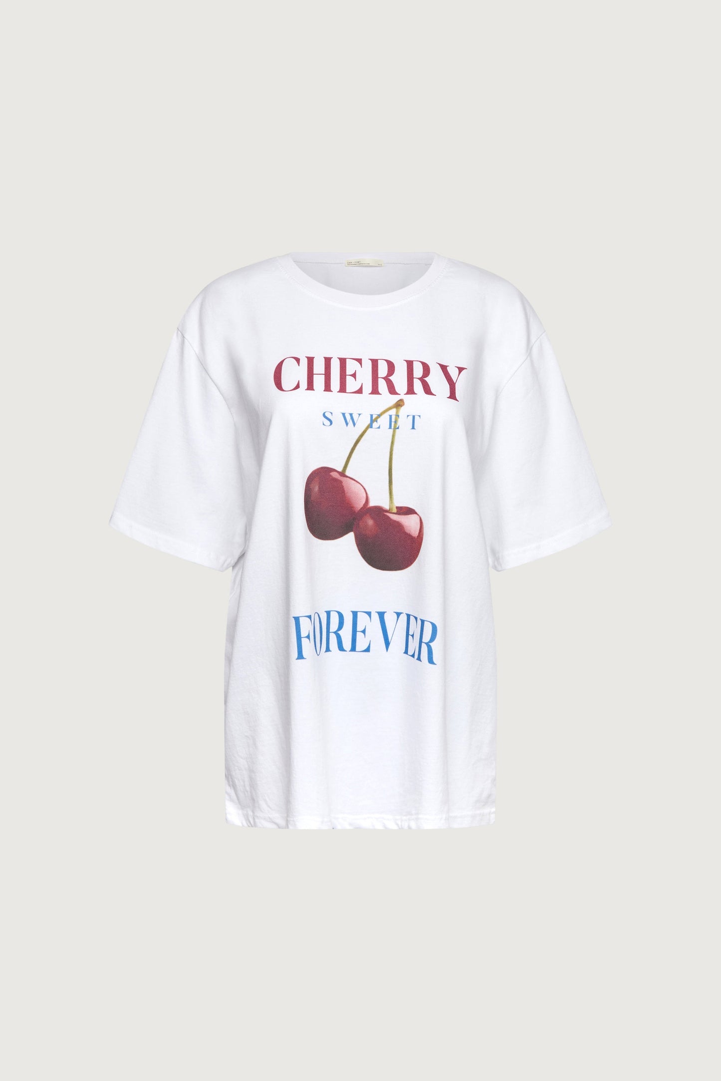 SWEET CHERRY GRAPHIC T-SHIRT