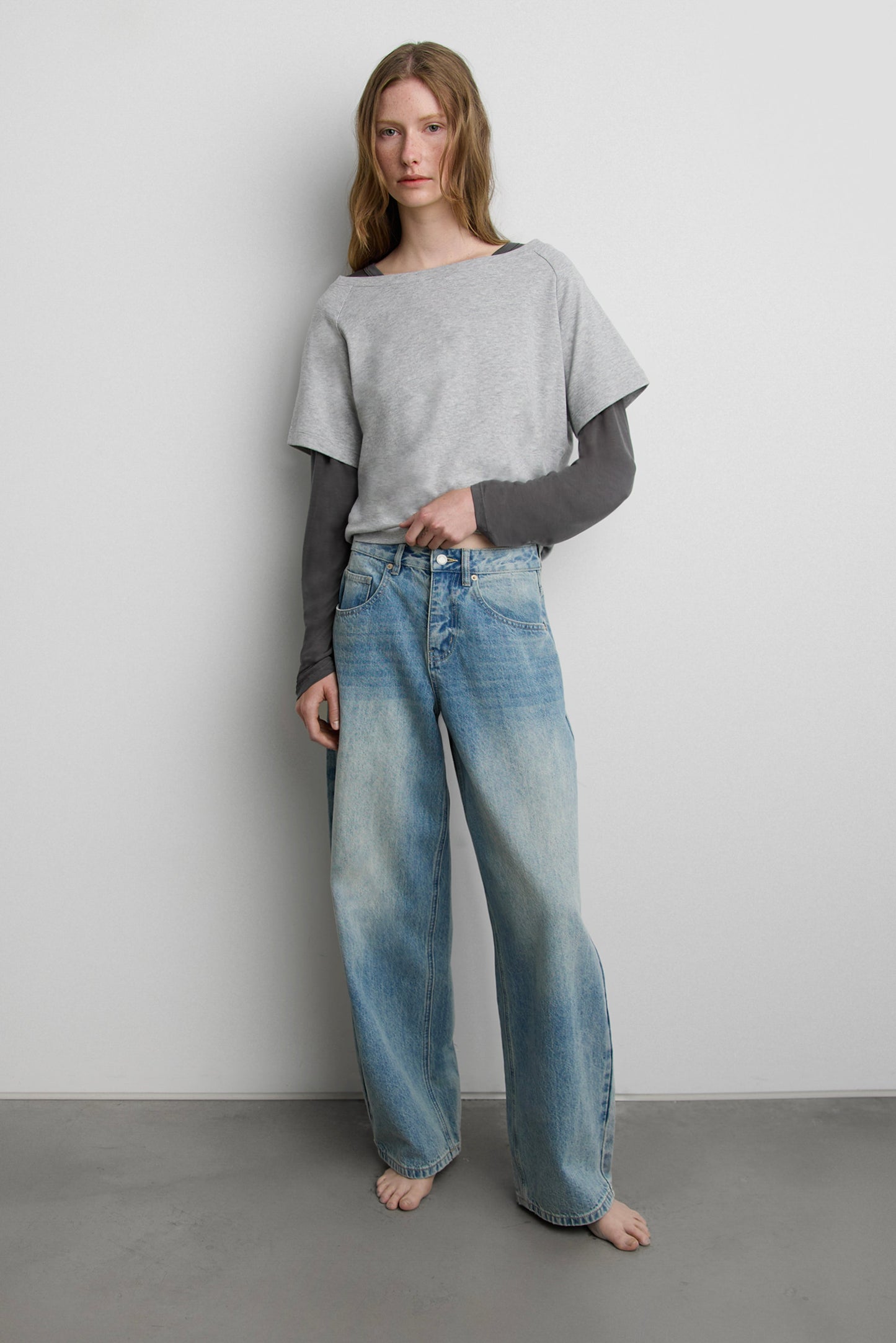 RELAXED FIT OFF THE SHOULDER T-SHIRT