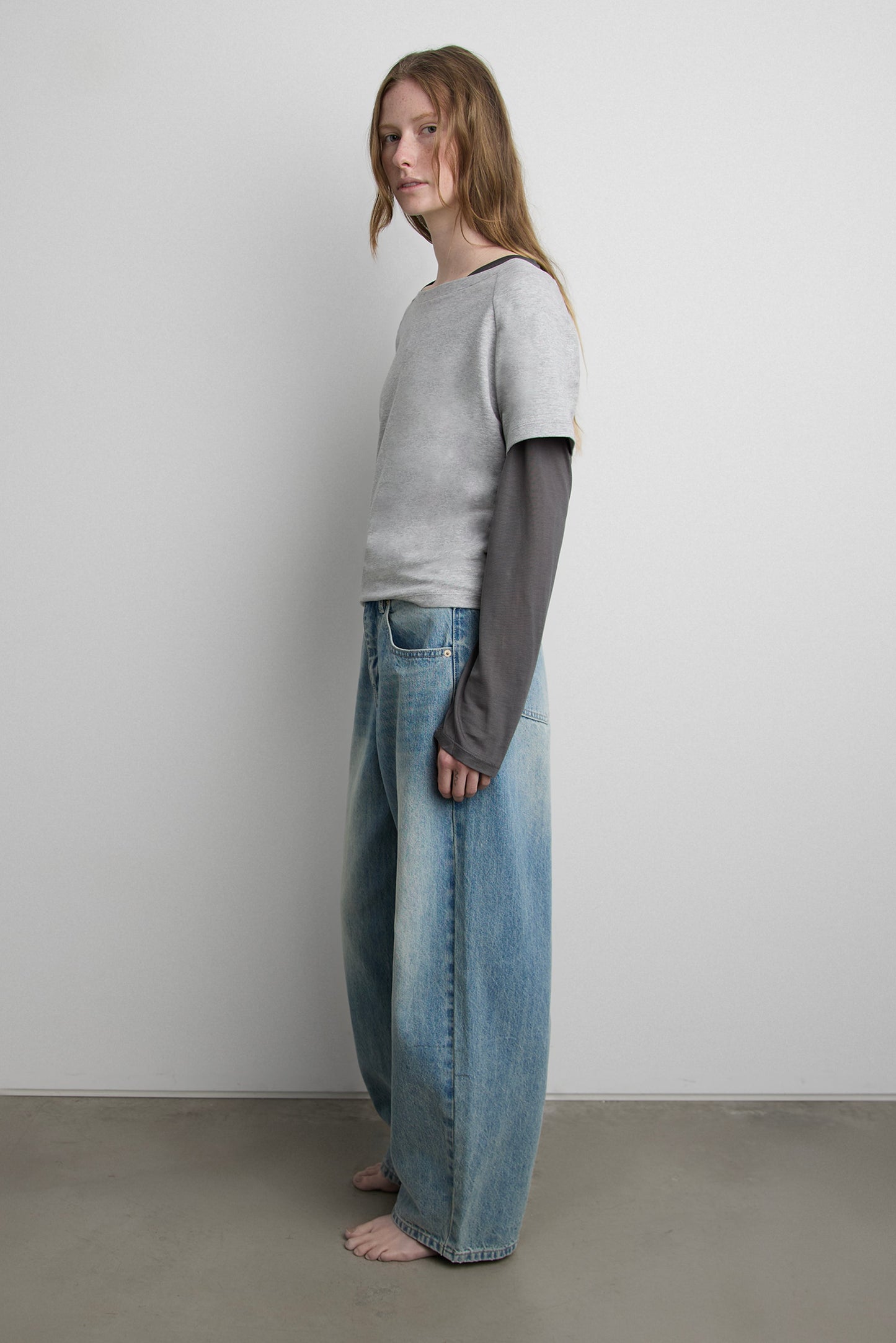 RELAXED FIT OFF THE SHOULDER T-SHIRT