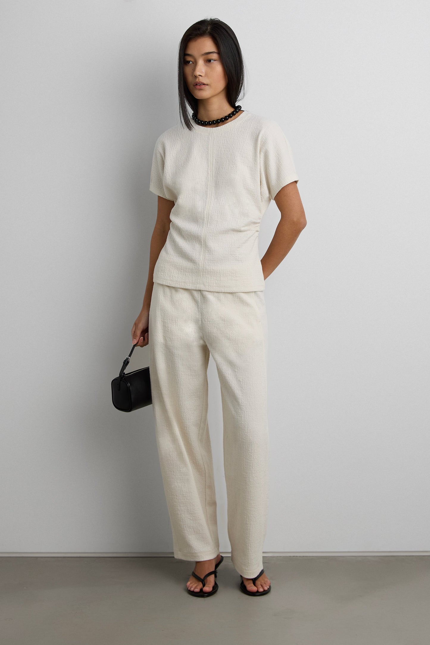 KNIT SHORT SLEEVE RUCHED WAIST TOP