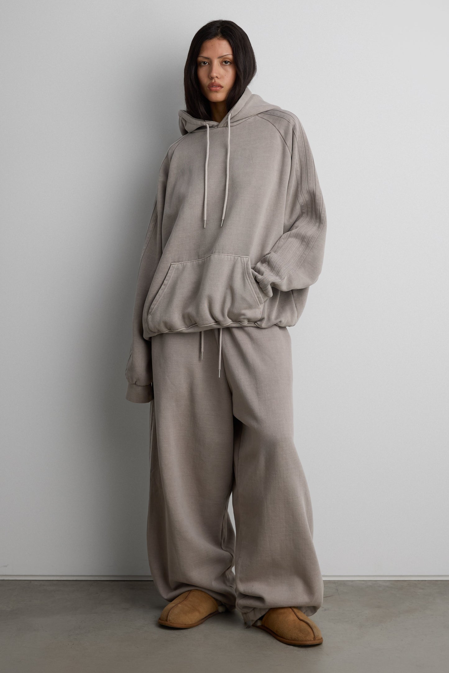 FLEECE STUDIO BOYFRIEND TRACK HOODIE