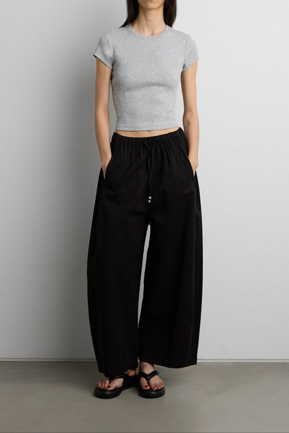 CROPPED T-SHIRT