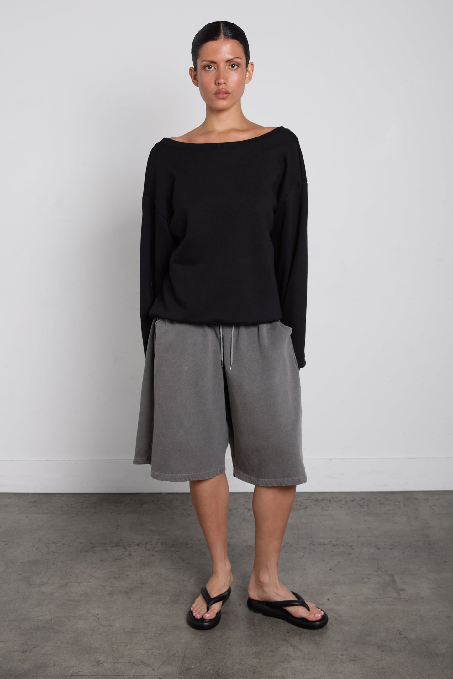 U-NECK PULLOVER SHIRT