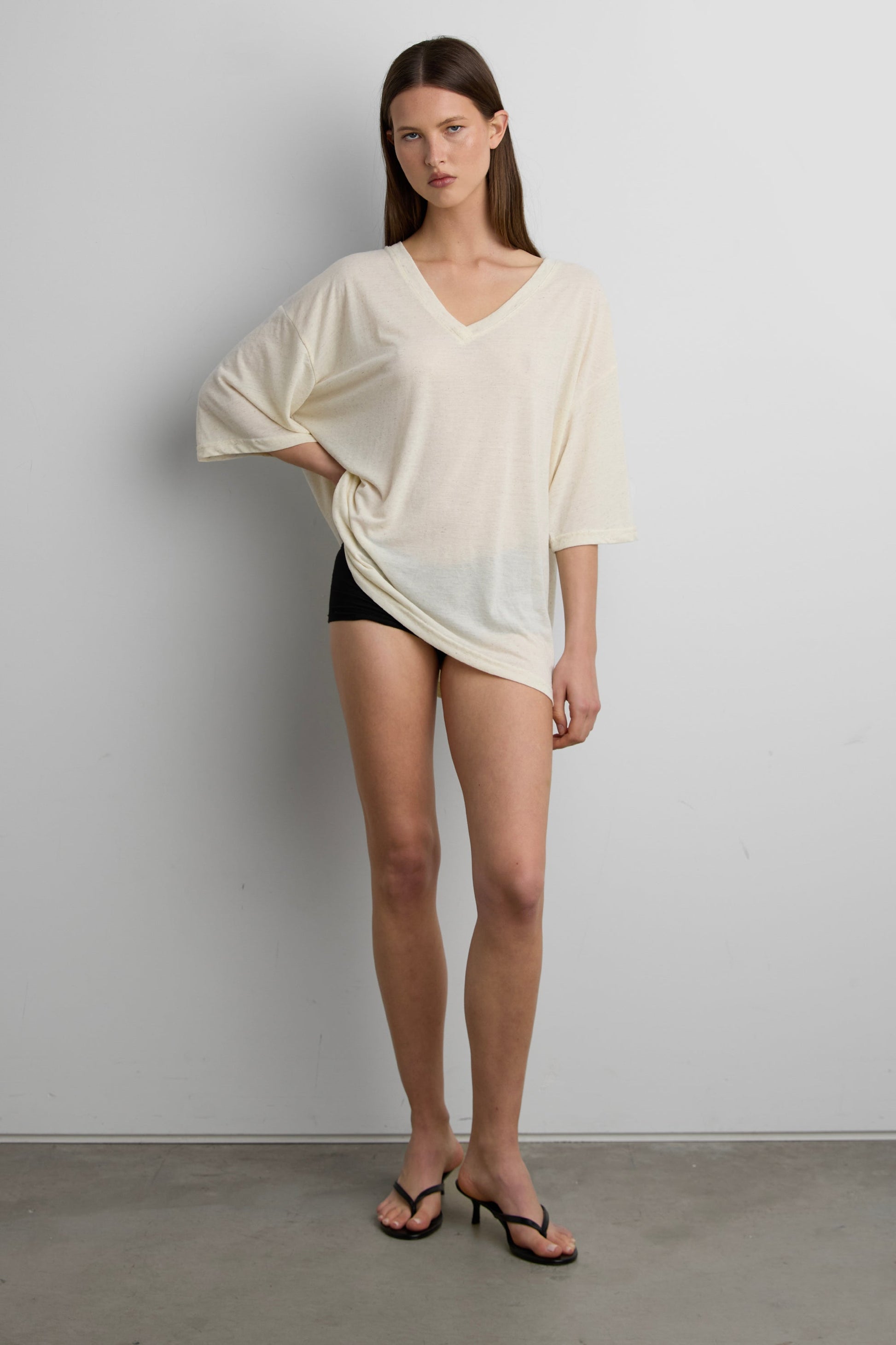 RELAXED V-NECK DRAWSTRING TOP