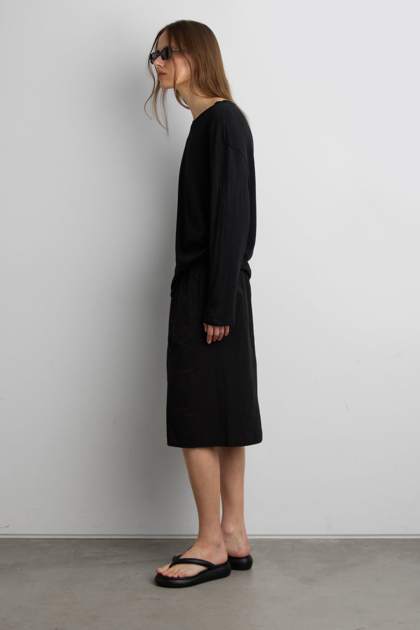 RELAXED LONG SLEEVE T-SHIRT
