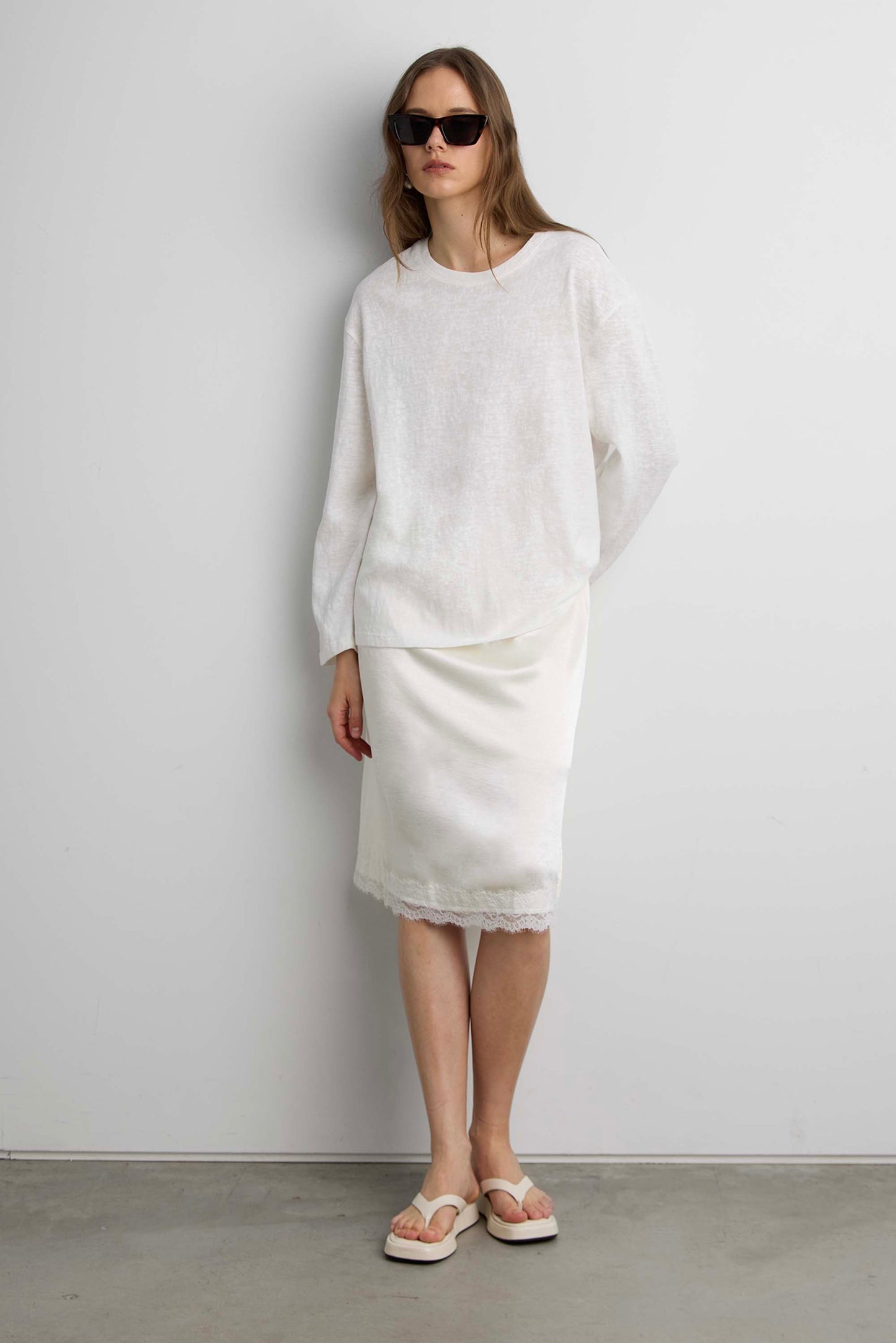 RELAXED LONG SLEEVE T-SHIRT