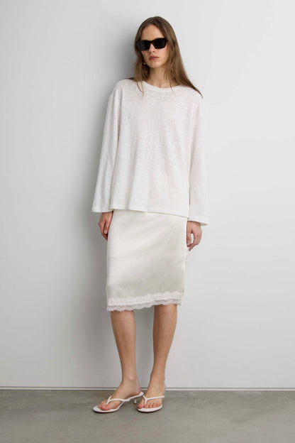 RELAXED LONG SLEEVE T-SHIRT