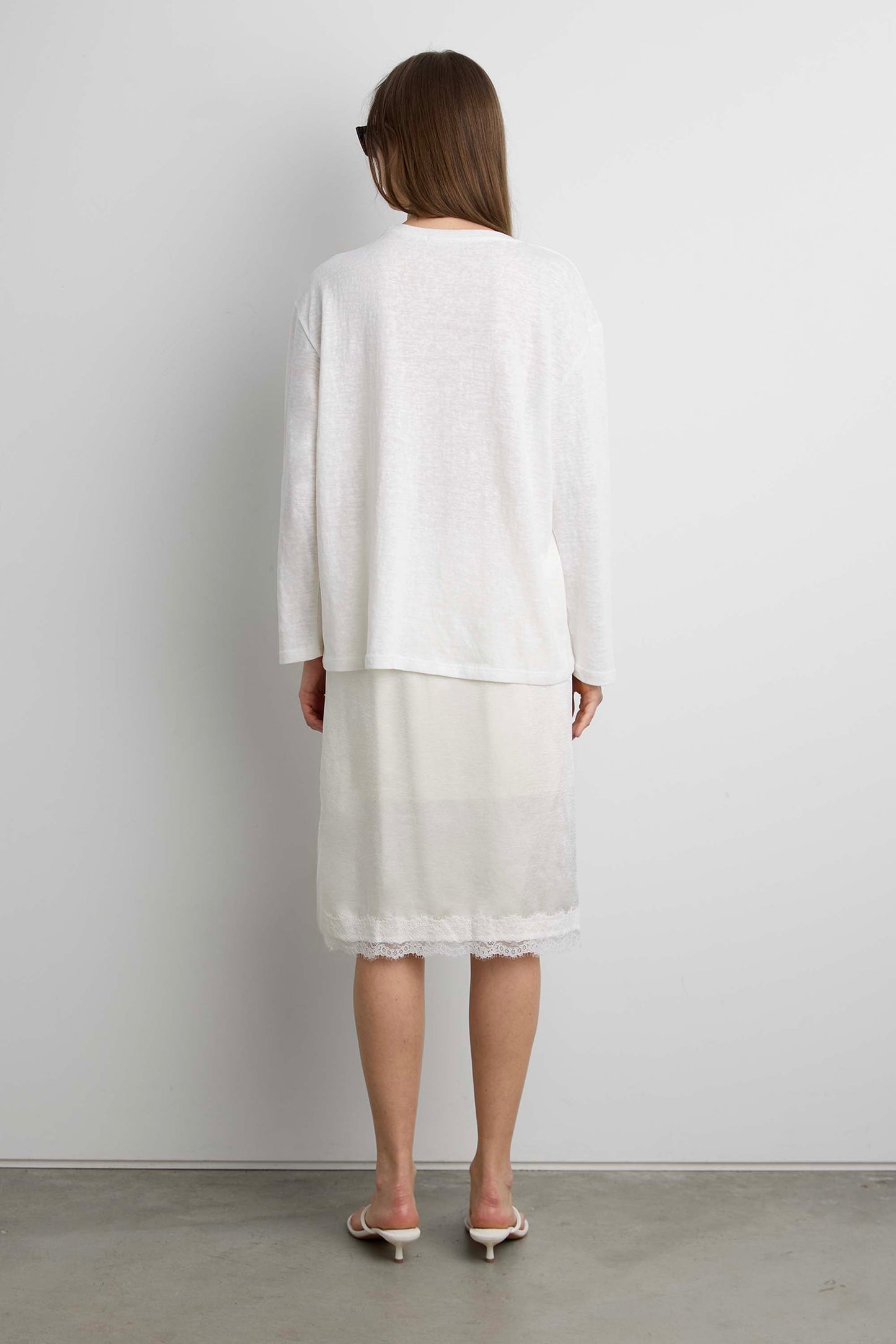 RELAXED LONG SLEEVE T-SHIRT