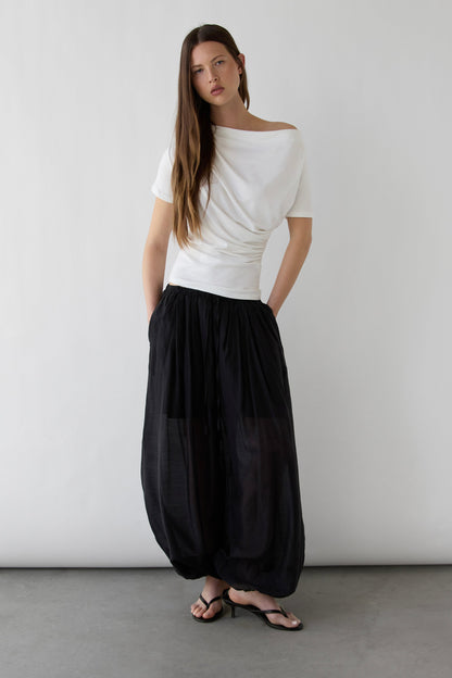BOAT NECK TOP WITH SHIRRED SIDE DETAIL
