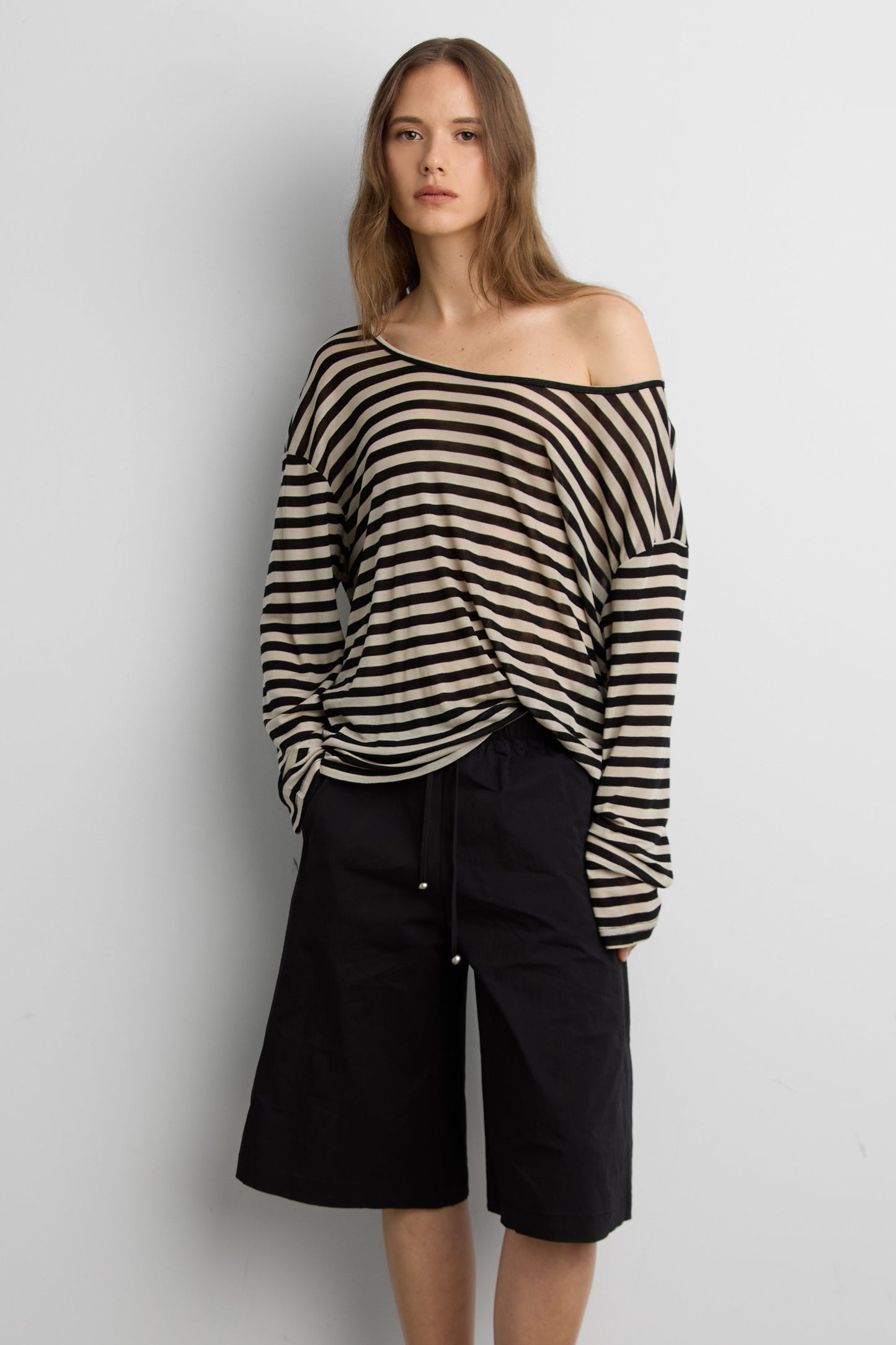 OVERSIZED STRIPED LONG SLEEVE TOP