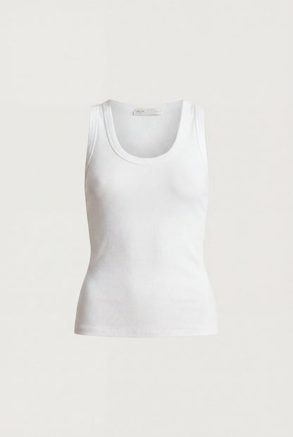 SCOOP NECK TANK TOP