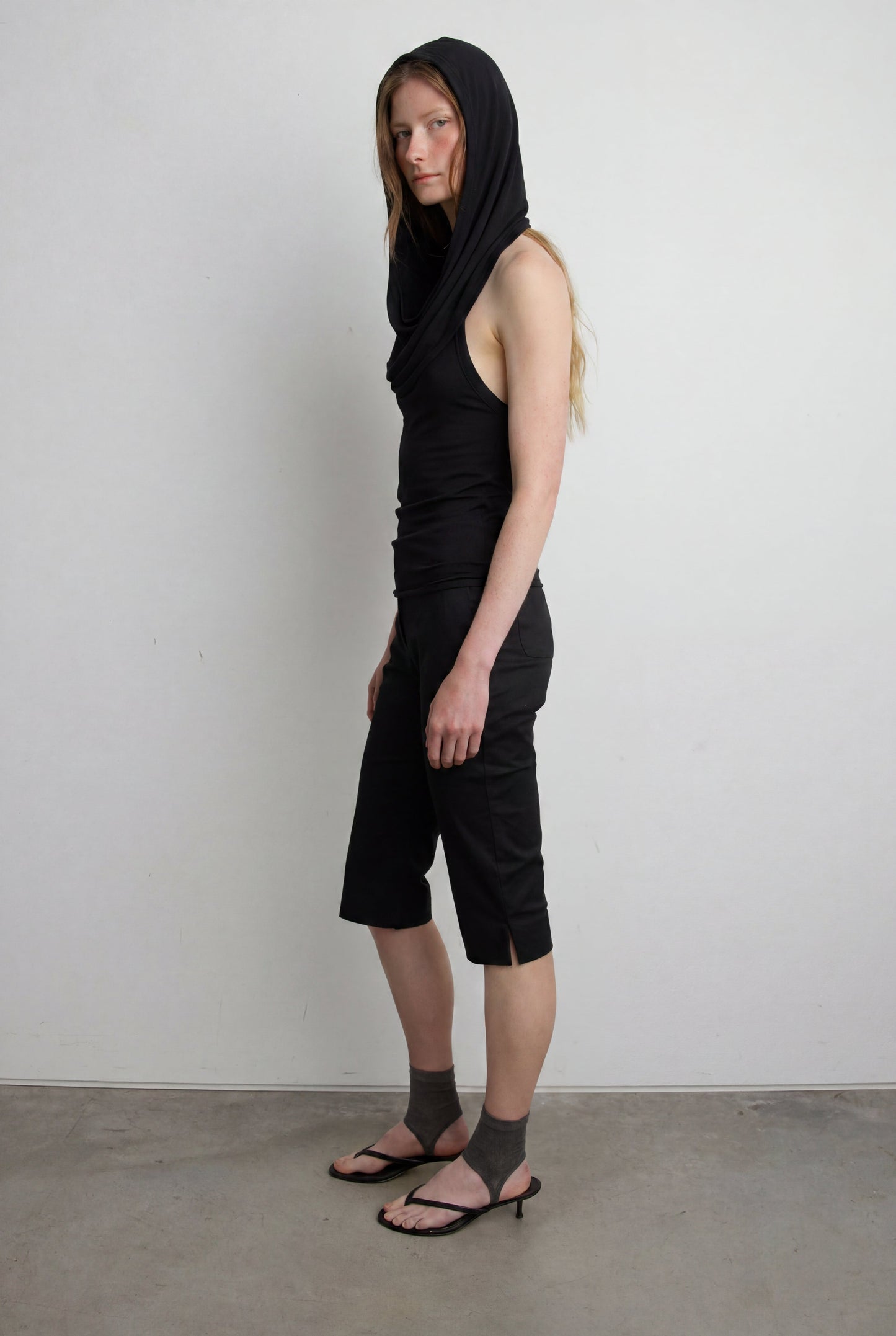DRAPED COWL NECK SLEEVELESS TOP