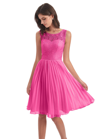 Eleanor Knee Length Scoop Sleeveless Lace Bridesmaid Dresses