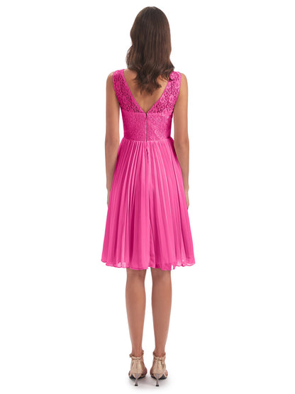 Eleanor Knee Length Scoop Sleeveless Lace Bridesmaid Dresses
