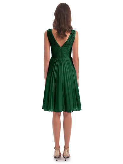 Eleanor Knee Length Scoop Sleeveless Lace Bridesmaid Dresses