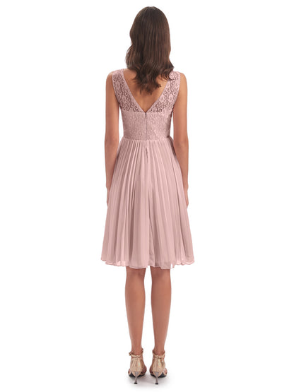 Eleanor Knee Length Scoop Sleeveless Lace Bridesmaid Dresses