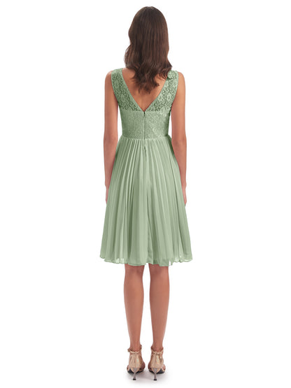 Eleanor Knee Length Scoop Sleeveless Lace Bridesmaid Dresses