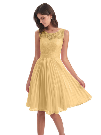 Eleanor Knee Length Scoop Sleeveless Lace Bridesmaid Dresses