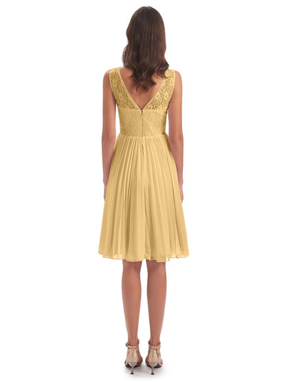 Eleanor Knee Length Scoop Sleeveless Lace Bridesmaid Dresses
