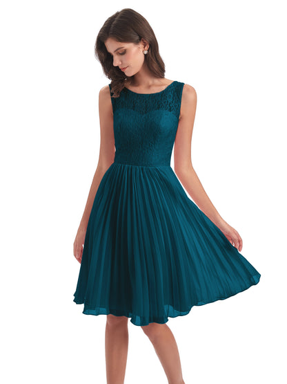 Eleanor Knee Length Scoop Sleeveless Lace Bridesmaid Dresses