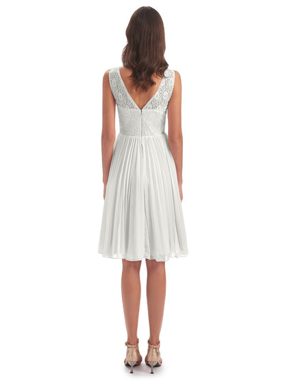 Eleanor Knee Length Scoop Sleeveless Lace Bridesmaid Dresses