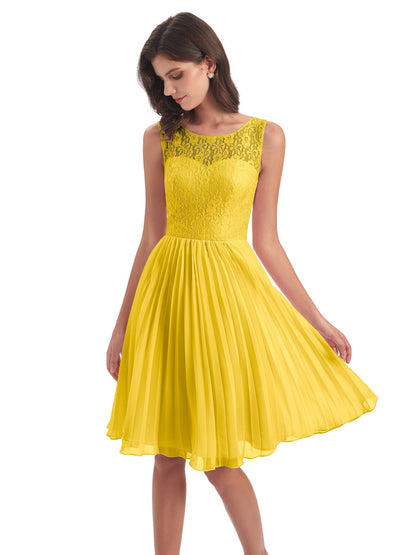 Eleanor Knee Length Scoop Sleeveless Lace Bridesmaid Dresses
