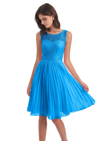 Eleanor Knee Length Scoop Sleeveless Lace Bridesmaid Dresses