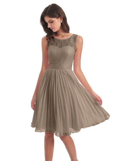 Eleanor Knee Length Scoop Sleeveless Lace Bridesmaid Dresses