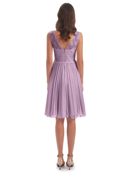 Eleanor Knee Length Scoop Sleeveless Lace Bridesmaid Dresses