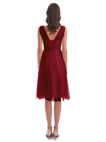 Savannah Knee Length V-neck Straps Tulle Bridesmaid Dresses